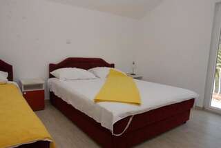 Апартаменты Apartments Dosljak Тиват Апартаменты с террасой-3