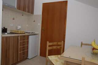 Апартаменты Apartments Dosljak Тиват Номер-студио с террасой-9